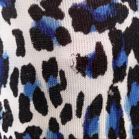 White House Black Market Button Up Leopard Blouse - Picture 5 of 13